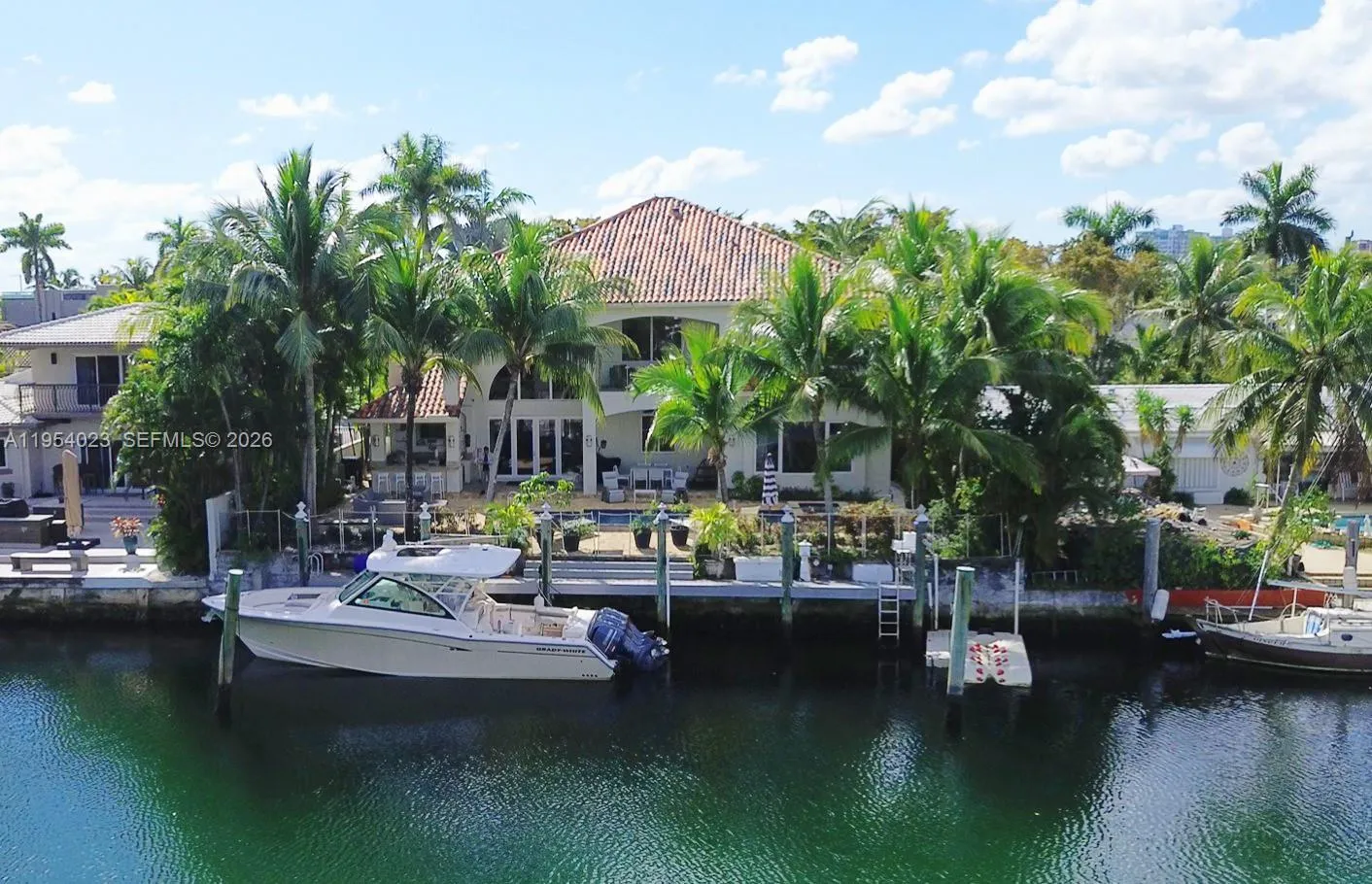Vendido 2125 Ixora Road, North Miami, FL 33181, North Miami, FL 33181