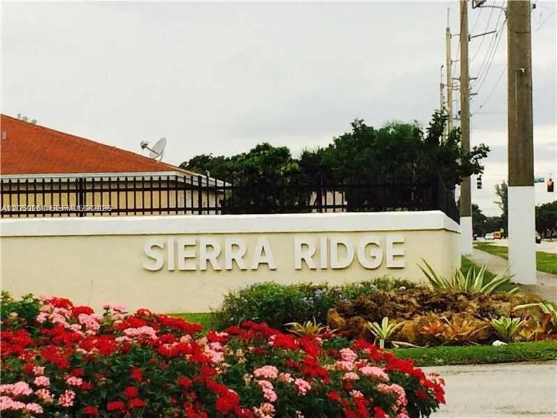 Foto de propiedad en 21250 NE 9th Court 2, Miami, FL 33179 Miami con MLS# 