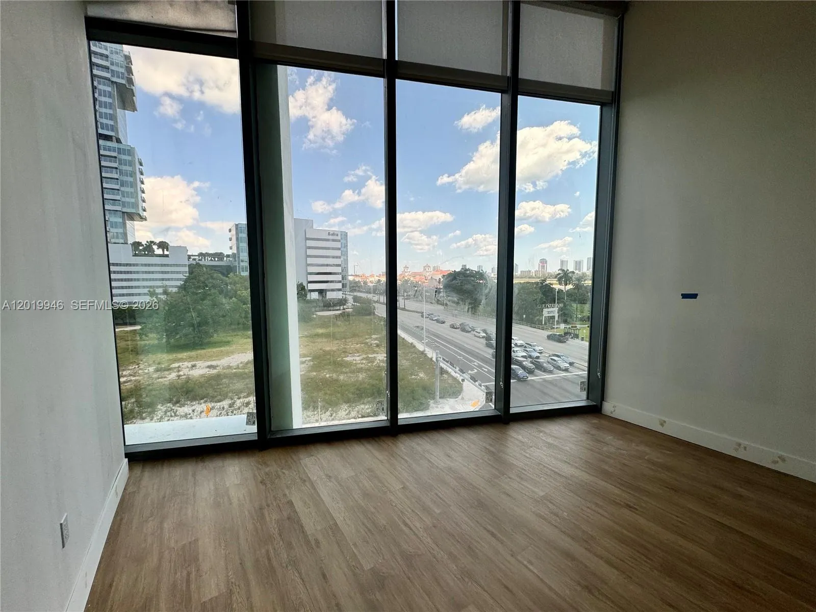 Foto de propiedad en 21290 Biscayne Boulevard 405, Aventura, FL 33180 Aventura con MLS# 
