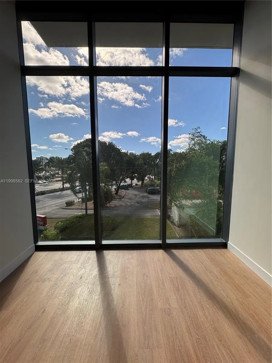 Foto de propiedad en 21290 Biscayne Boulevard 408, Aventura, FL 33180 Aventura con MLS# 