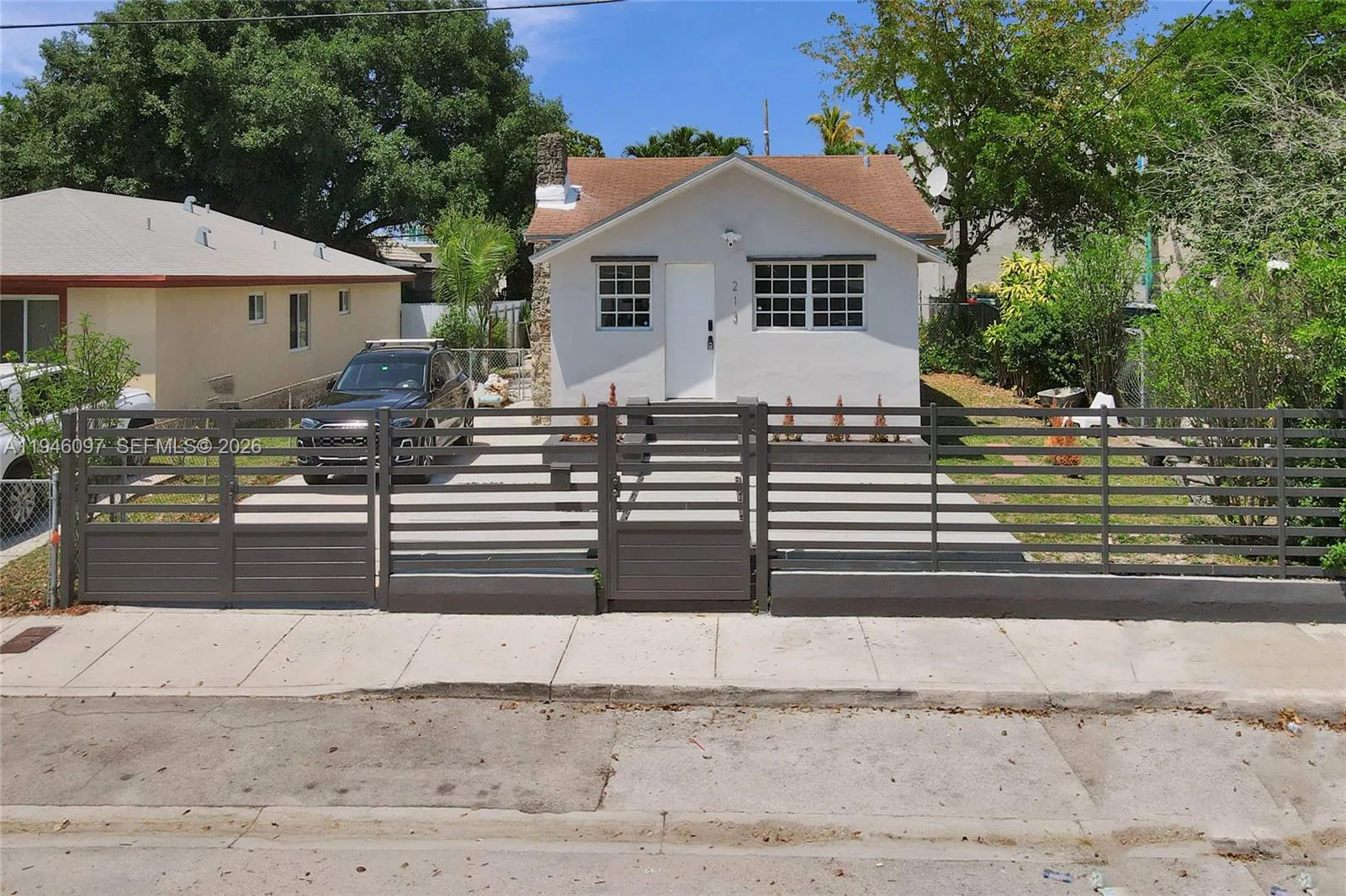 Foto de propiedad en 213 NW 34th Terrace, Miami, FL 33127 Miami con MLS# 