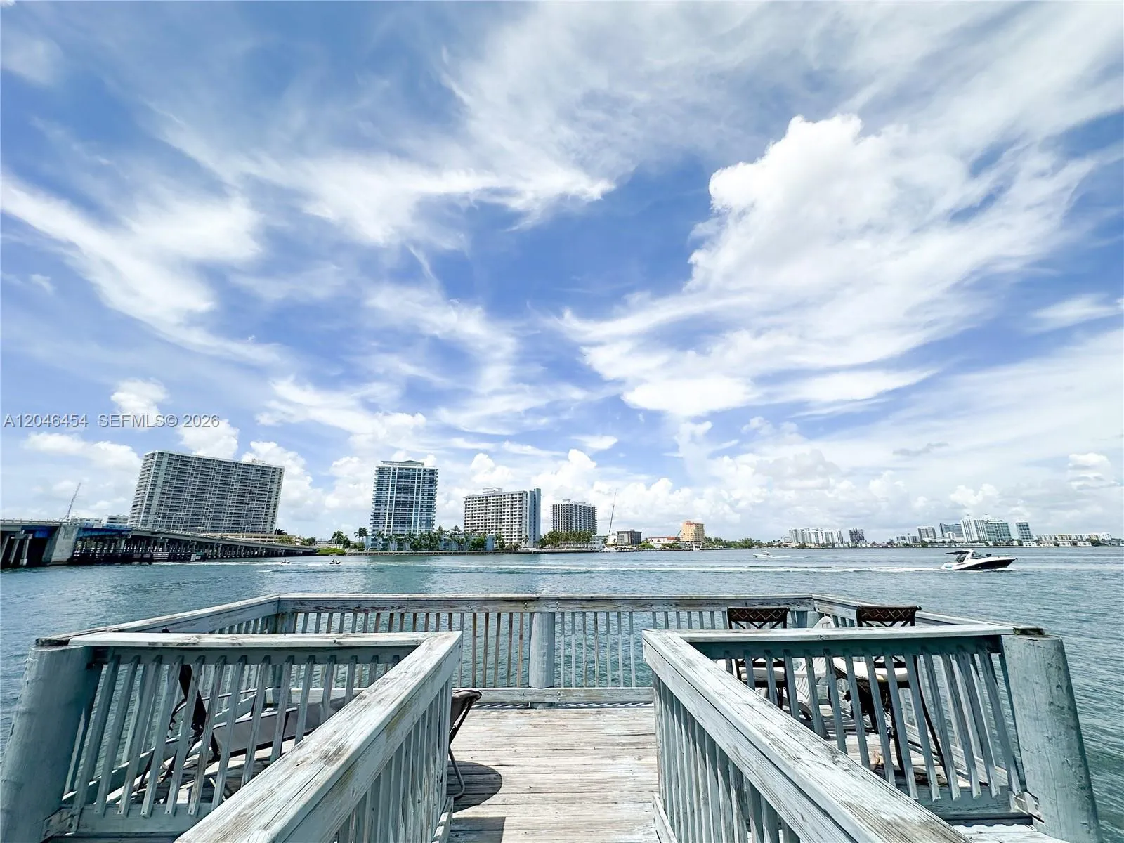 Foto de propiedad en 2130/2140 Bay Drive, Miami Beach, FL 33141 Miami Beach con MLS# 