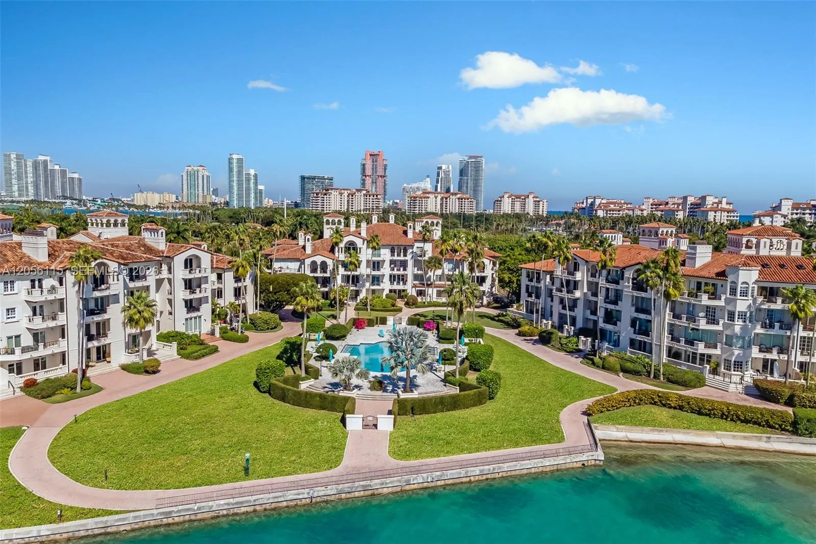 Foto de propiedad en 2133 Fisher Island Drive 2133, Miami Beach, FL 33109 Miami Beach con MLS# 