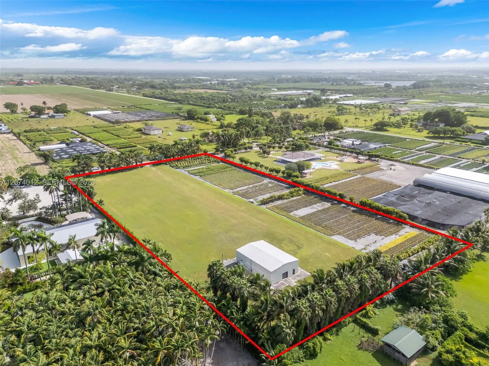 Foto de propiedad en 21330 SW 228th Street, Miami, FL 33170 Miami con MLS# 