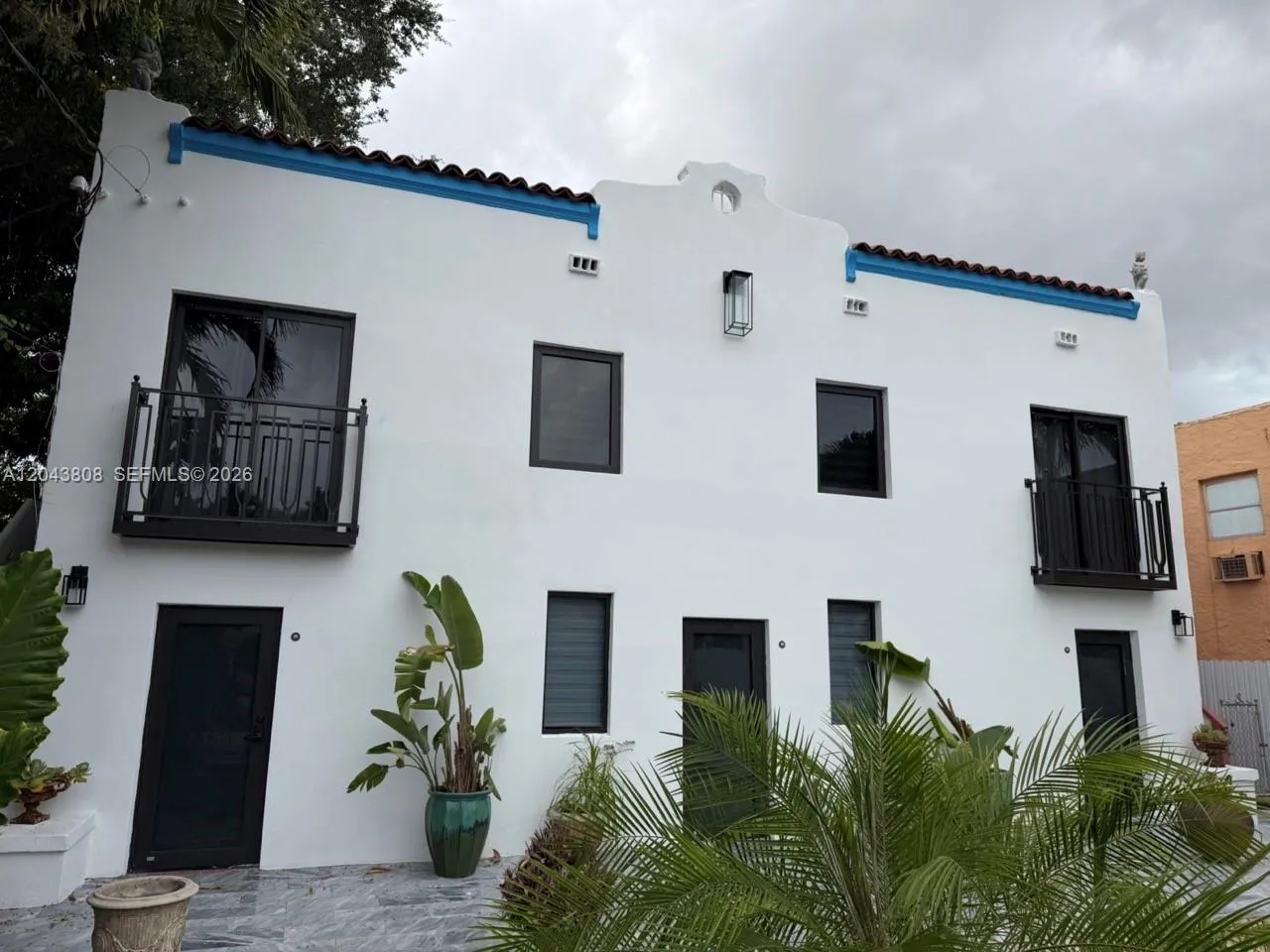 Foto de propiedad en 2134 SW 11th Street, Miami, FL 33135 Miami con MLS# 