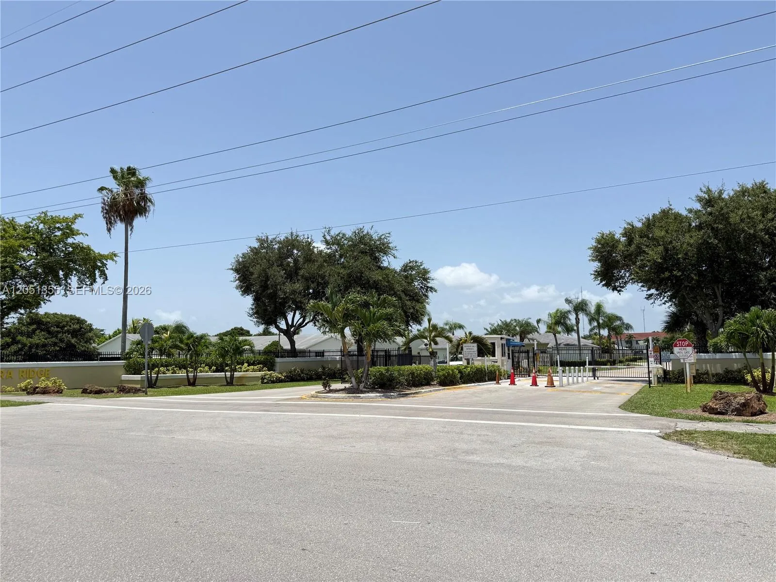 Foto de propiedad en 21393 NE 8th Court 3, Miami, FL 33179 Miami con MLS# 