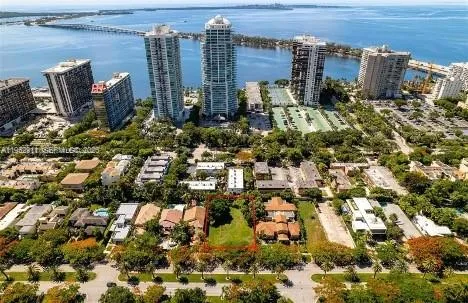 Vendido 2141 S Miami Avenue, Miami, FL 33129, Miami, FL 33129