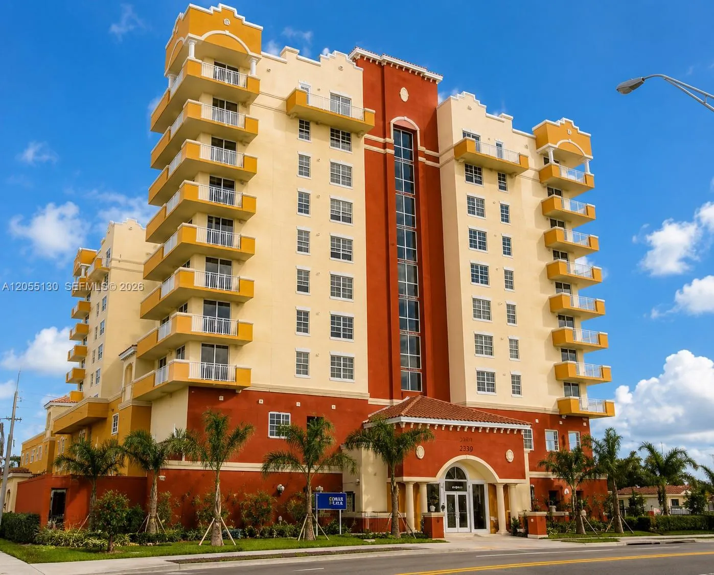 Foto de propiedad en 215 SW 42nd Avenue 710, Miami, FL 33134 Miami con MLS# 