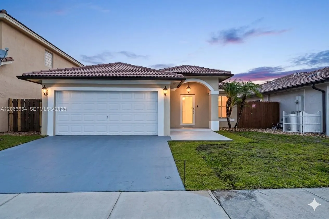 En Venta 21505 SW 89th Path, Cutler Bay, FL 33189, Cutler Bay, FL 33189