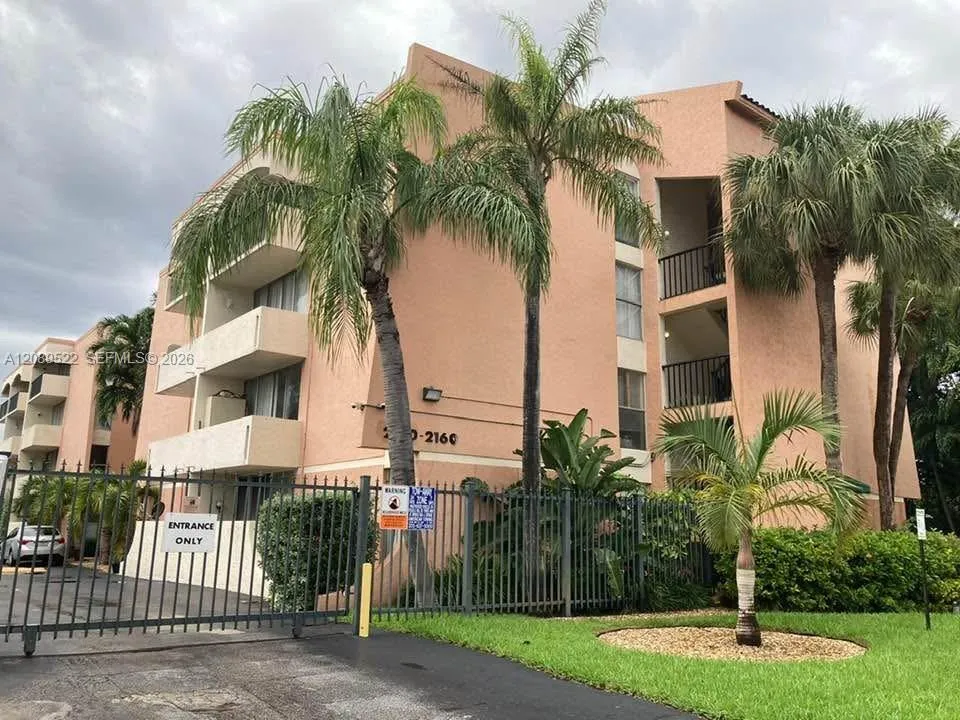 En Venta 2160 SW 16th Avenue 421, Miami, FL 33145, Miami, FL 33145