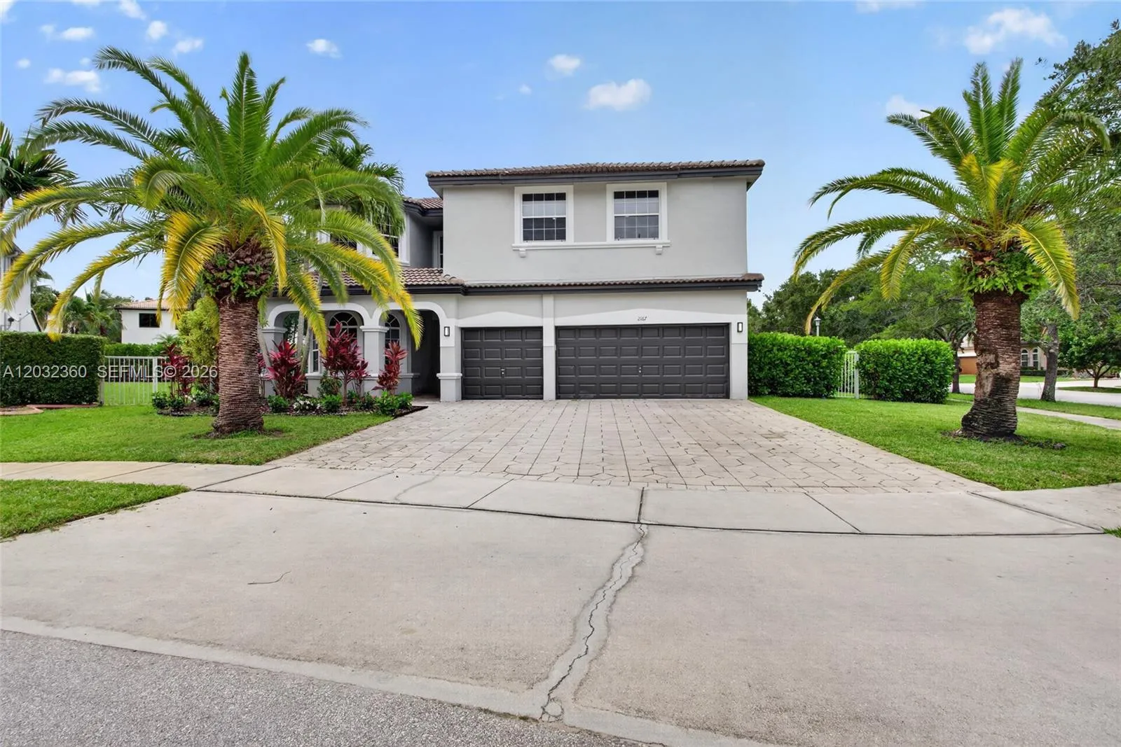 Foto de propiedad en 2167 SW 176th Terrace, Miramar, FL 33029 Miramar con MLS# 