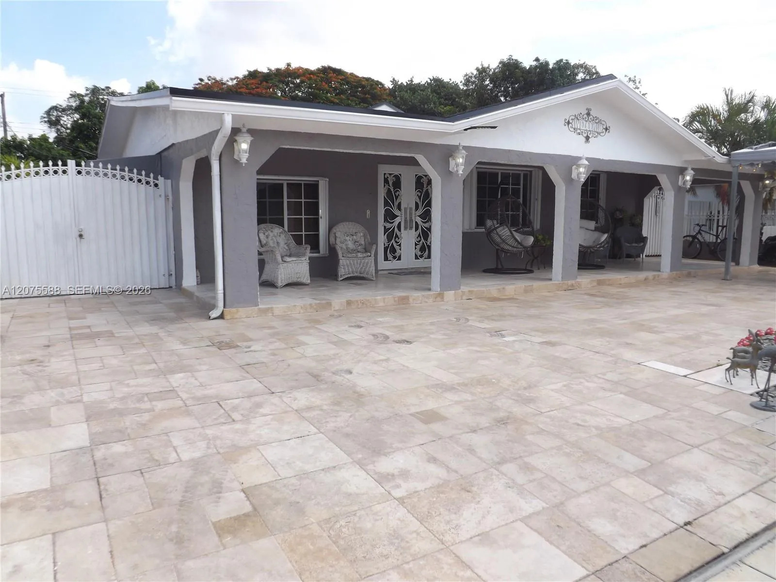 En Venta 217 W 34th Street, Hialeah, FL 33012, Hialeah, FL 33012