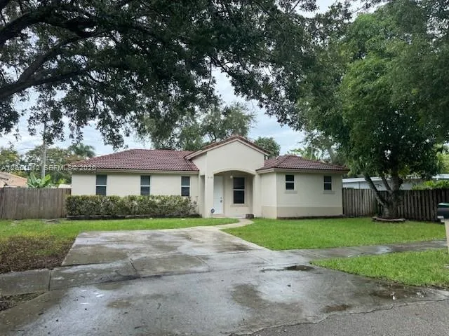 Foto de propiedad en 21733 Ingraham Ave Road 21733, Cutler Bay, FL 33190 Cutler Bay con MLS# 