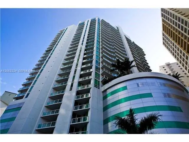 En Venta 218 SE 14th Street 2108, Miami, FL 33131, Miami, FL 33131