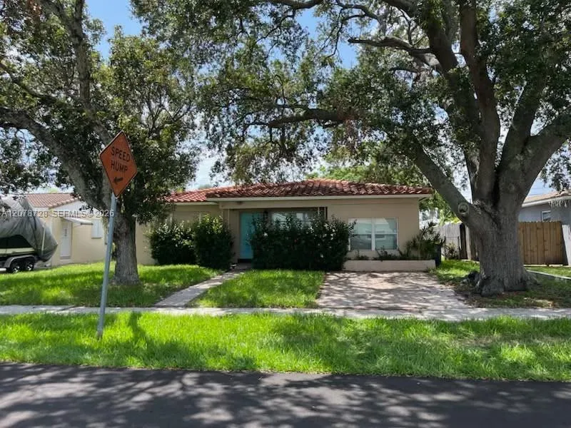 En Renta 218 SE 3rd Terrace n/a, Dania Beach, FL 33004, Dania Beach, FL 33004