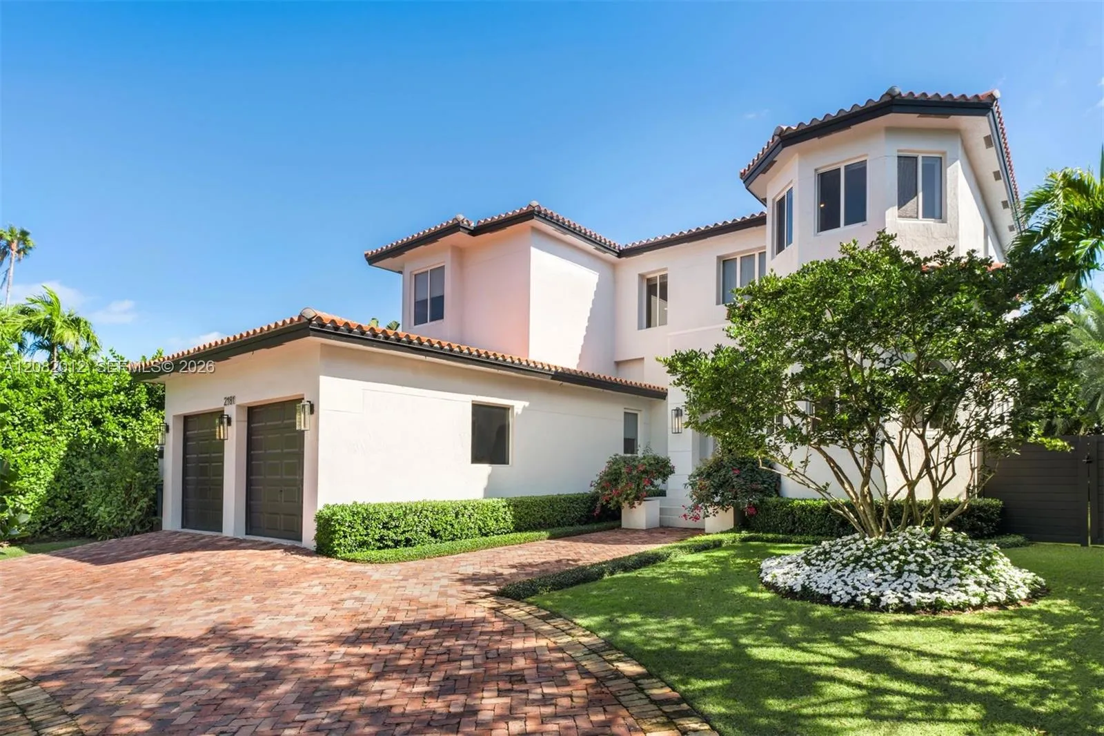 En Venta 2181 N Bay Road, Miami Beach, FL 33140, Miami Beach, FL 33140