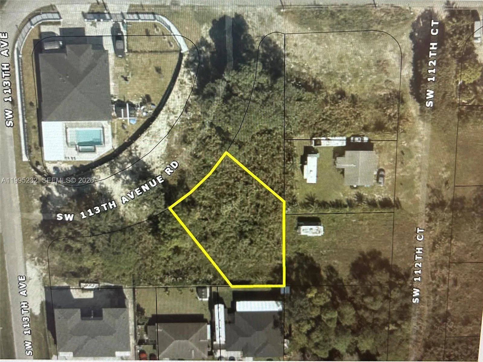 Foto de propiedad en 21820 SW 112th Court, FL 33170  con MLS# 