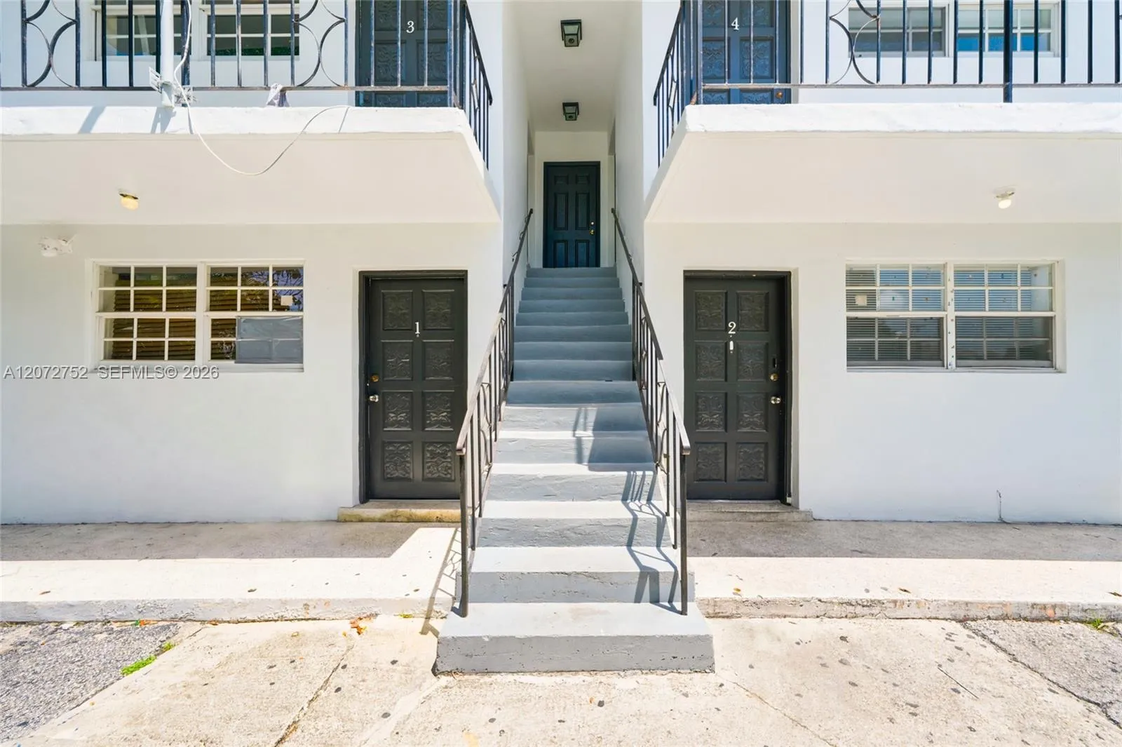 En Renta 219 NW 10th Avenue APT #4, Miami, FL 33128, Miami, FL 33128