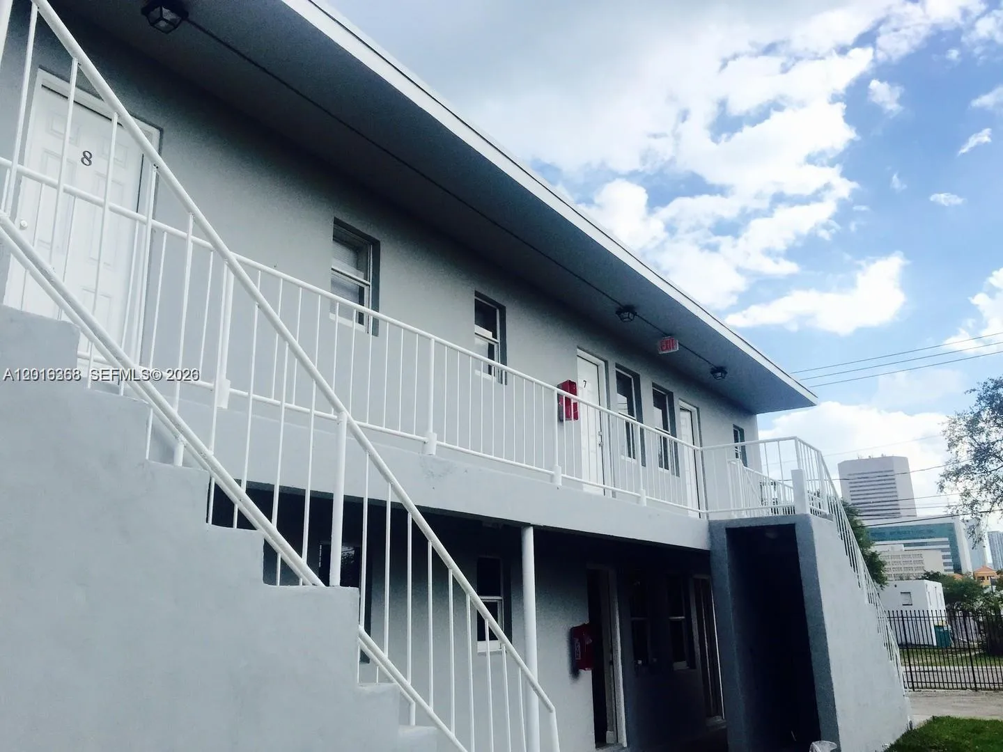 En Renta 219 NW 10th Street 2, Miami, FL 33136, Miami, FL 33136