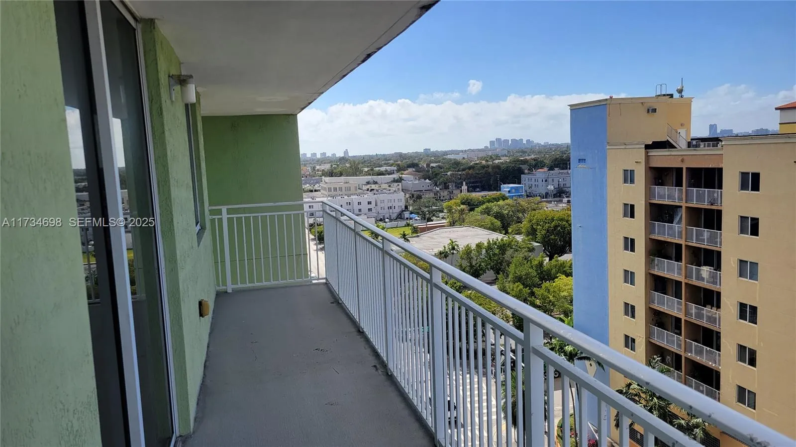 Foto de propiedad en 219 NW 12th Avenue 1004, Miami, FL 33128 Miami con MLS# 