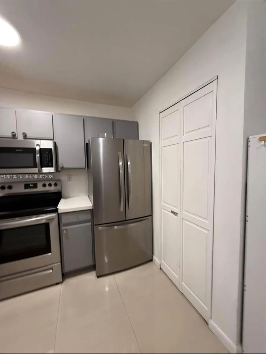 En Renta 2198 NE 167th Street 2198, North Miami Beach, FL 33162, North Miami Beach, FL 33162