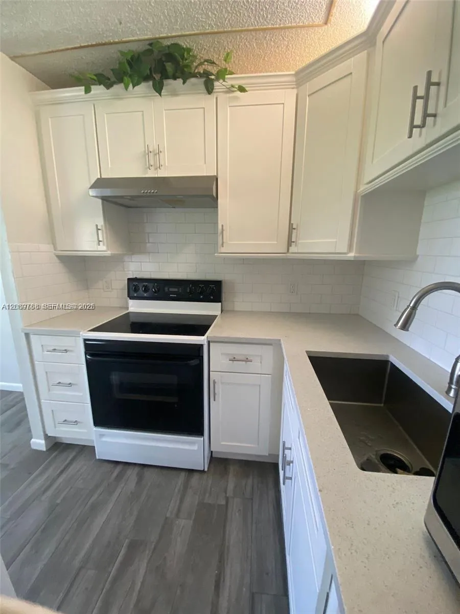 En Renta 22 SE 3rd Terrace 24, Dania Beach, FL 33004, Dania Beach, FL 33004