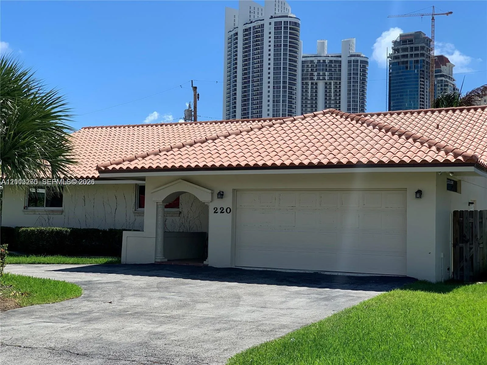 Vendido 220 187th Street, Sunny Isles Beach, FL 33160, Sunny Isles Beach, FL 33160