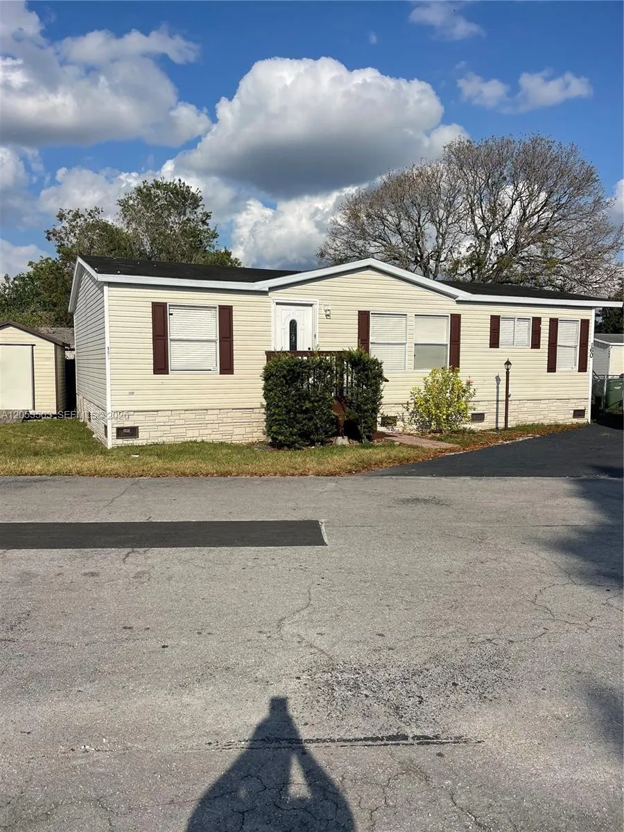 En Venta 220 NE 12th Avenue LOT 160, Homestead, FL 33030, Homestead, FL 33030
