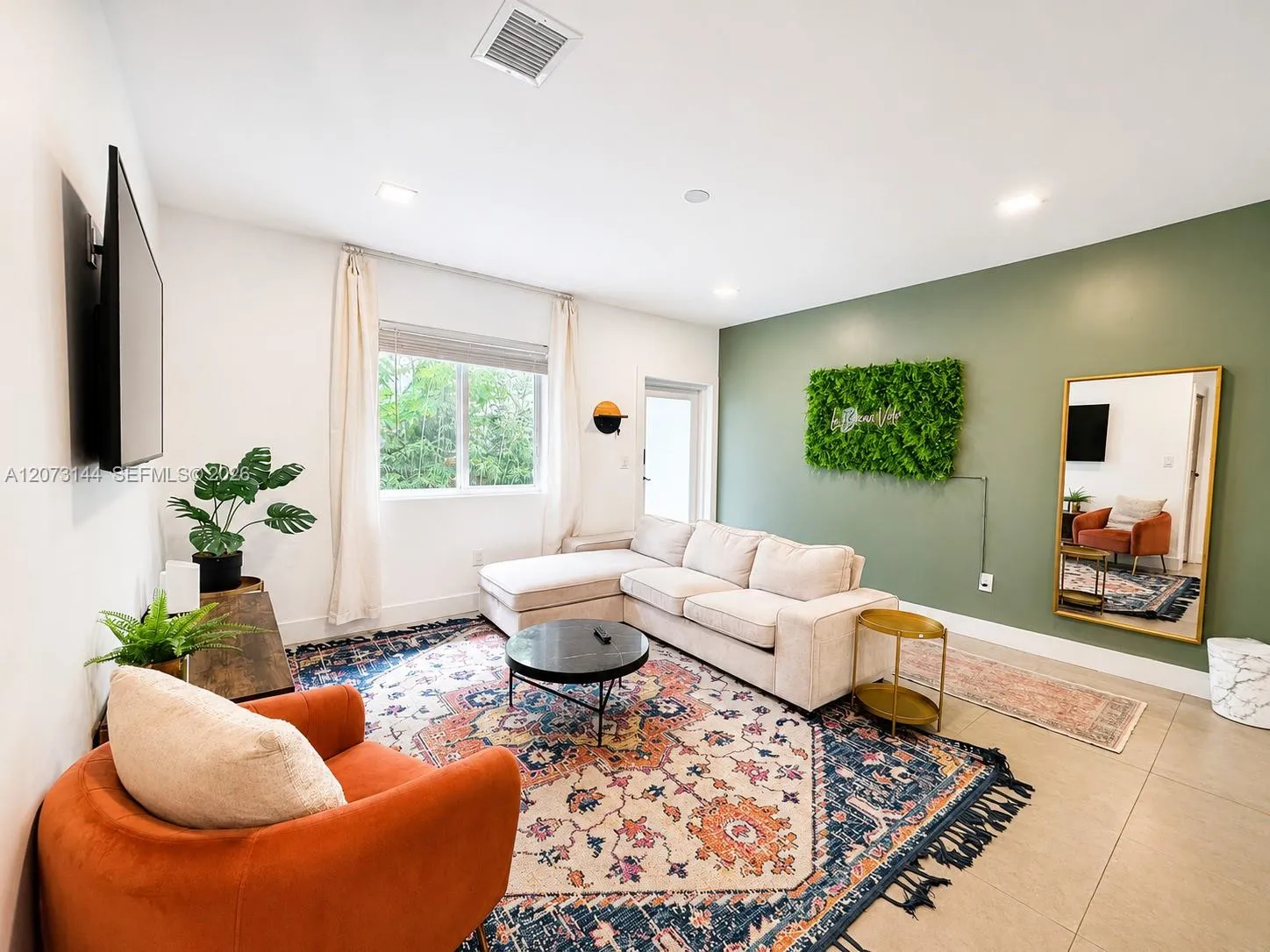 Foto de propiedad en 220 NW 47th Street B, Miami, FL 33127 Miami con MLS# 