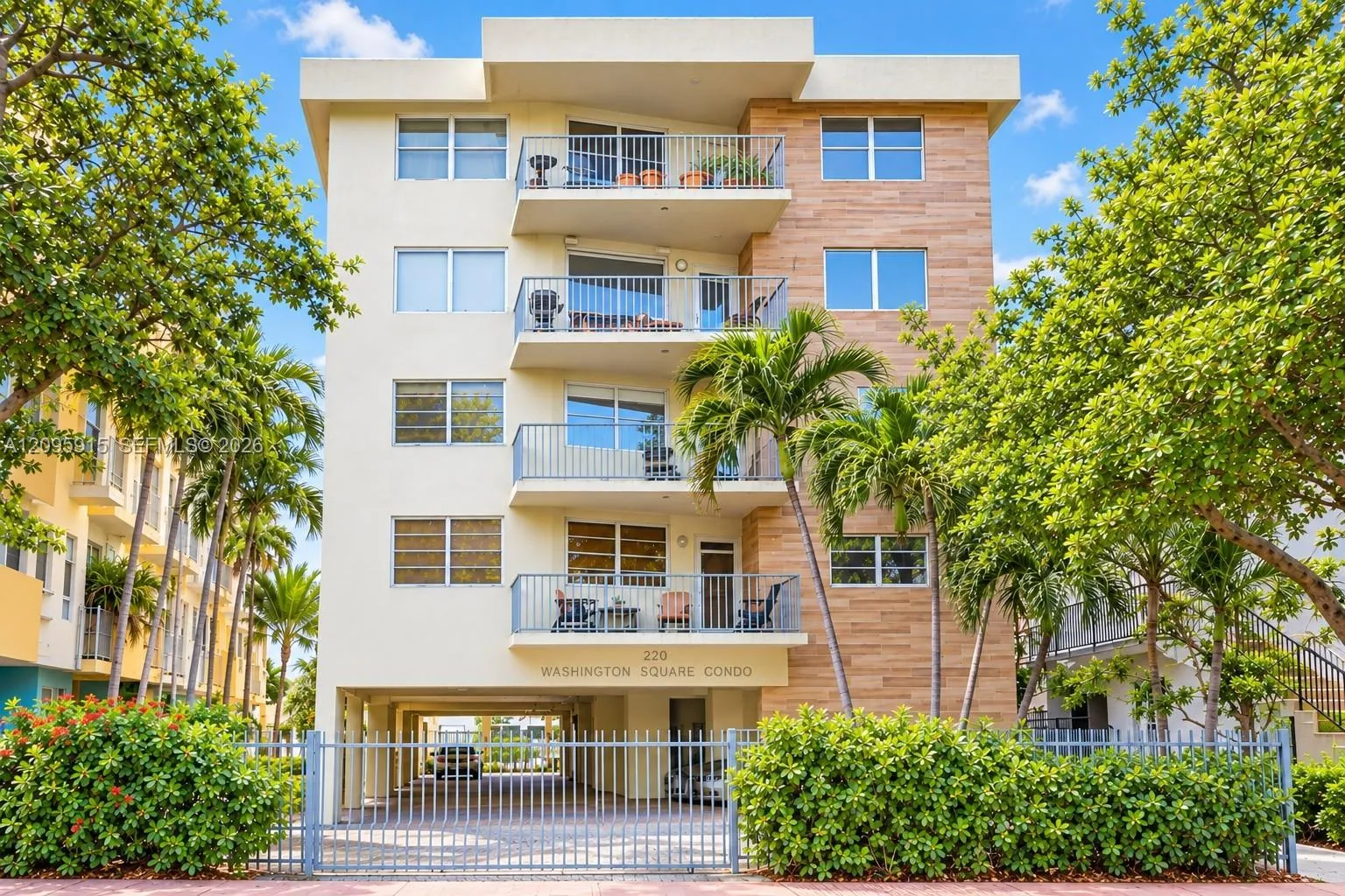 En Venta 220 Washington Avenue 5D, Miami Beach, FL 33139, Miami Beach, FL 33139