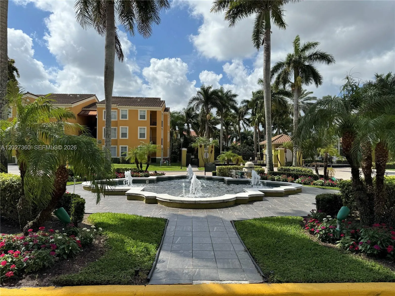 Foto de propiedad en 2200 E Preserve Way 308, Miramar, FL 33025 Miramar con MLS# 