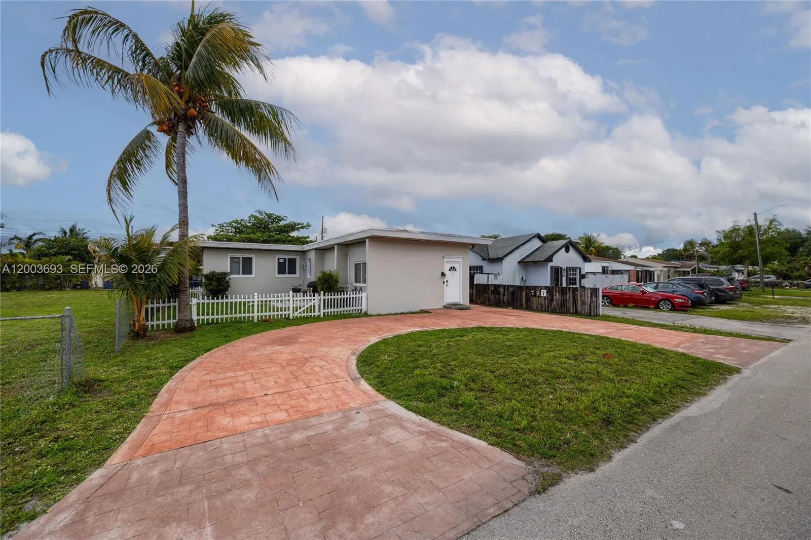 En Venta 2204 Mckinley Street, Hollywood, FL 33020, Hollywood, FL 33020