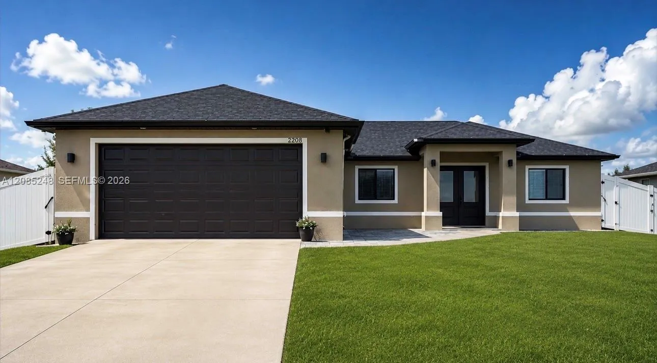 En Renta 2208 NW 42nd Place, Cape Coral, FL 33993, Cape Coral, FL 33993