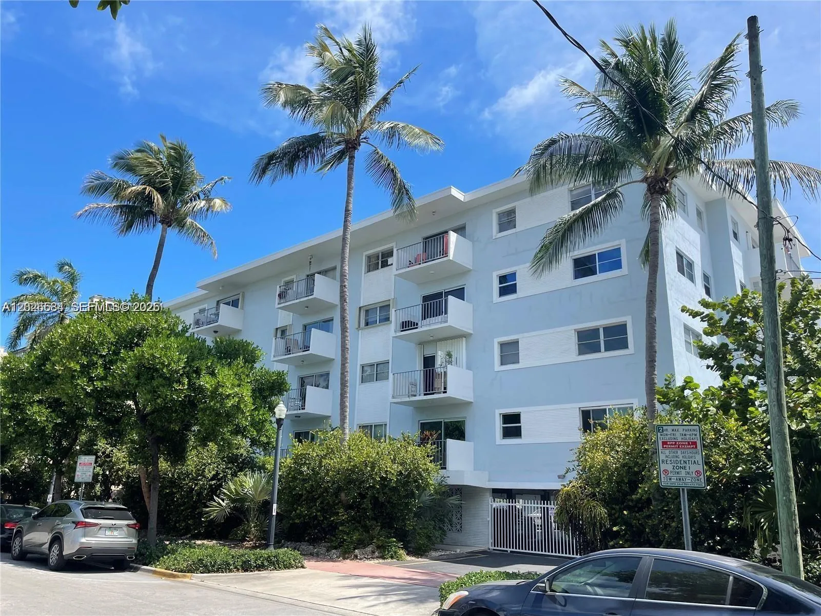 Vendido 221 Meridian Avenue 309, Miami Beach, FL 33139, Miami Beach, FL 33139