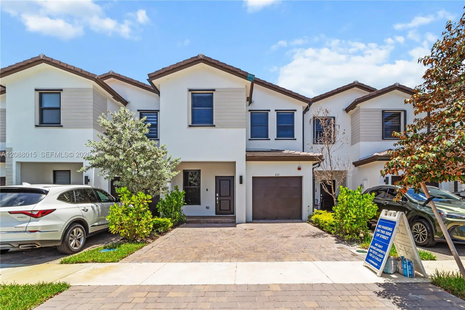 En Venta 221 SW 159th Way, Pembroke Pines, FL 33027, Pembroke Pines, FL 33027