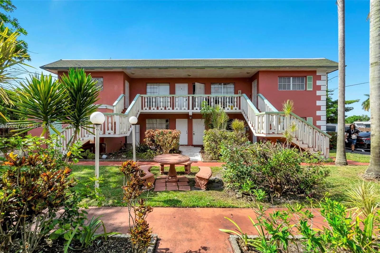 Foto de propiedad en 2211 NW 64th Avenue 4, Sunrise, FL 33313 Sunrise con MLS# 