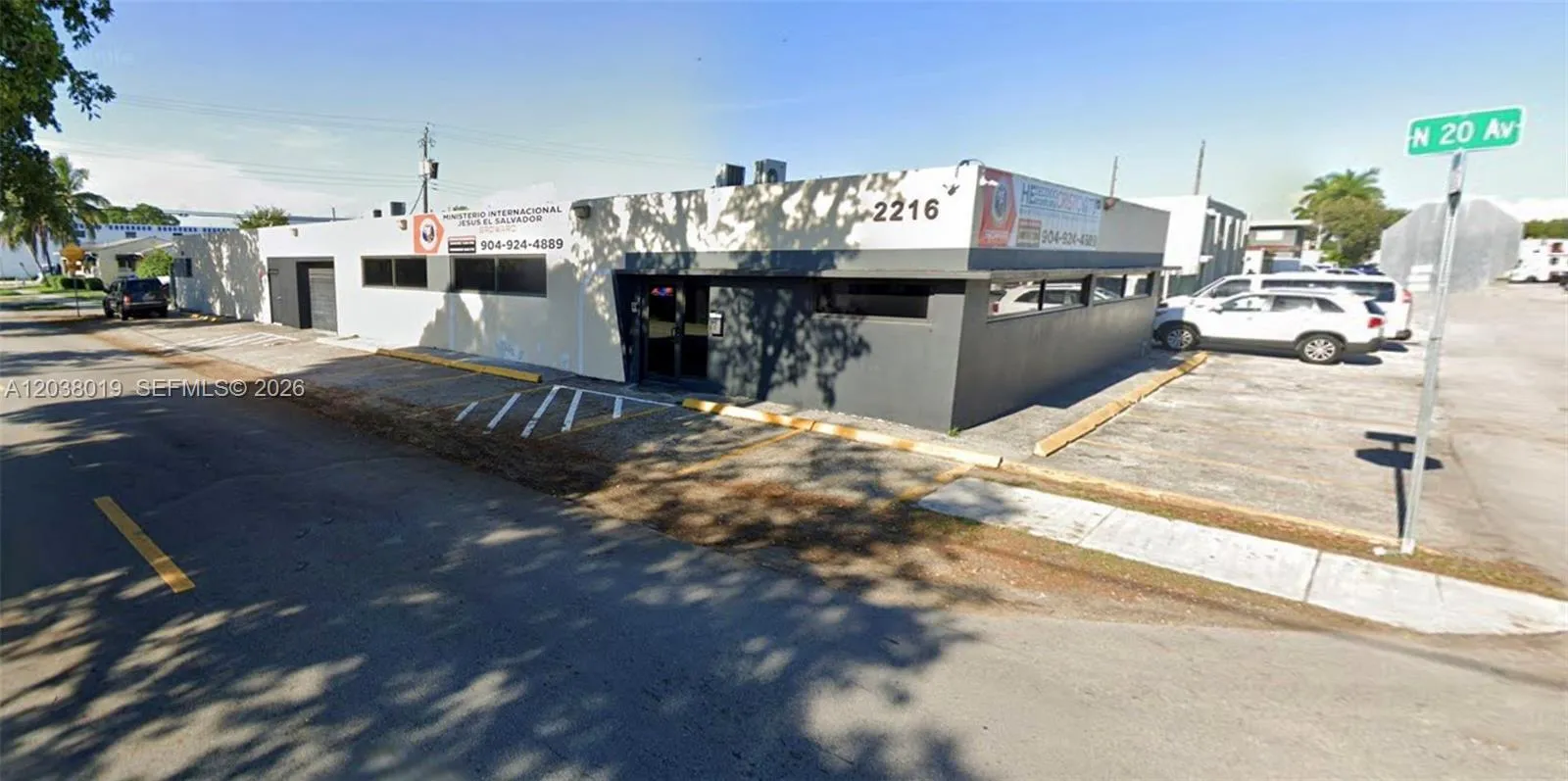 Foto de propiedad en 2216 N 20th Avenue, Hollywood, FL 33020 Hollywood con MLS# 
