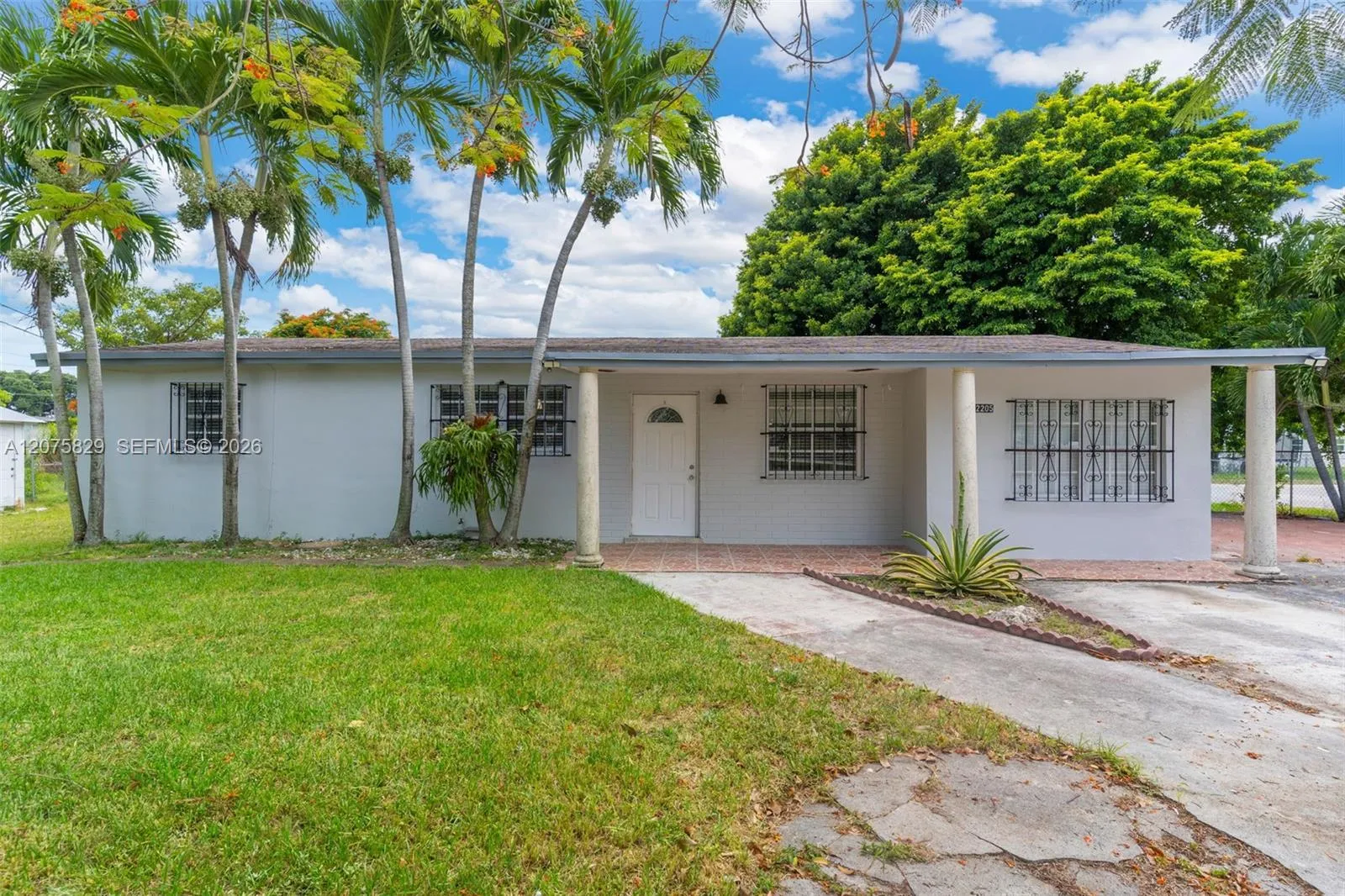 Foto de propiedad en 22205 SW 109th Court #, Miami, FL 33170 Miami con MLS# 
