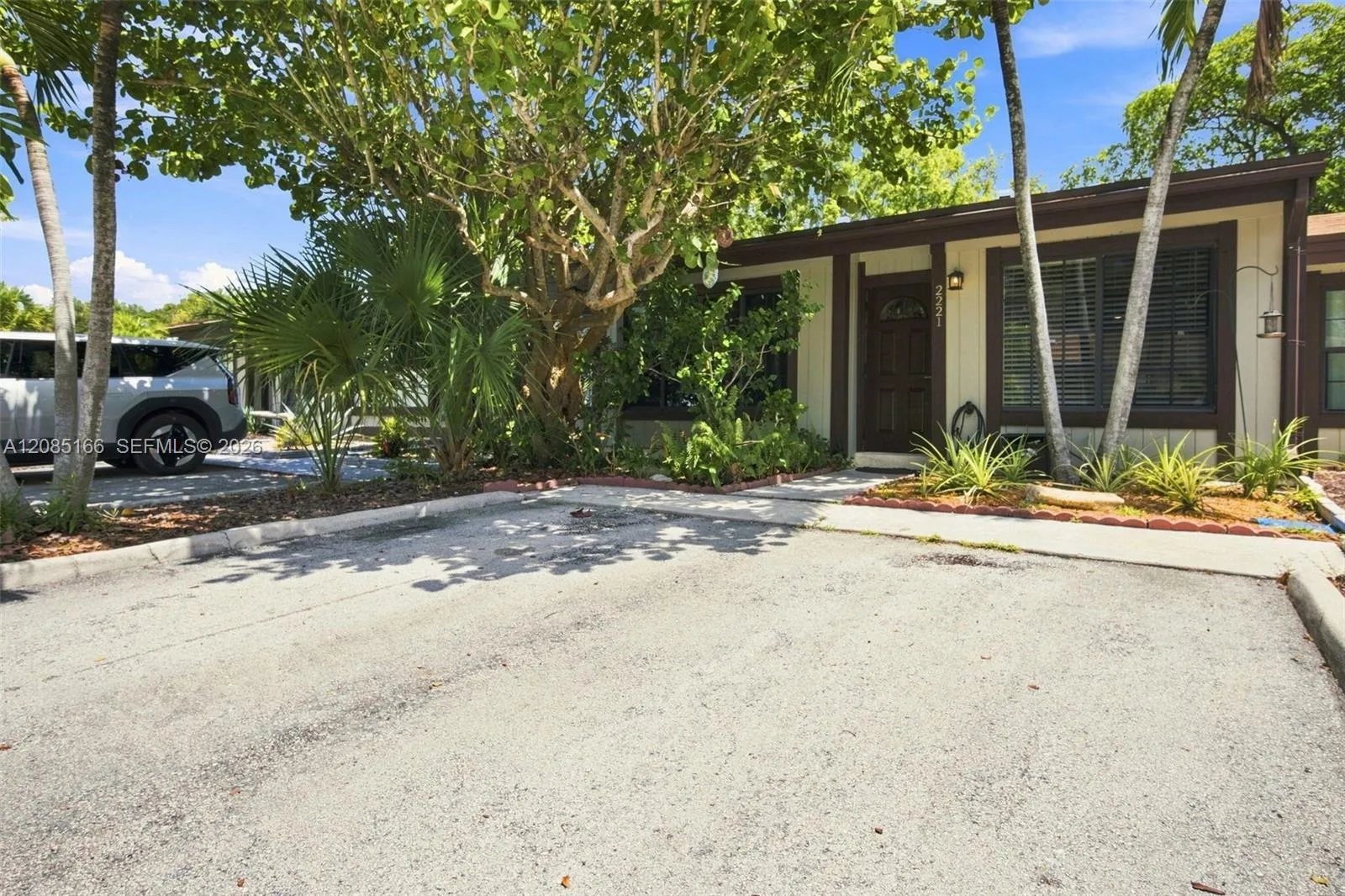 En Venta 2221 Buttonwood Avenue, Pembroke Pines, FL 33026, Pembroke Pines, FL 33026