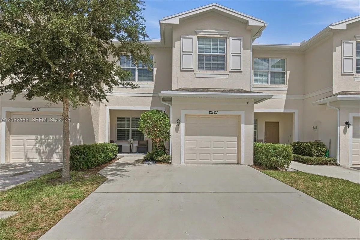 En Venta 2221 NW Treviso Circle, Port St. Lucie, FL 34986, Port St. Lucie, FL 34986