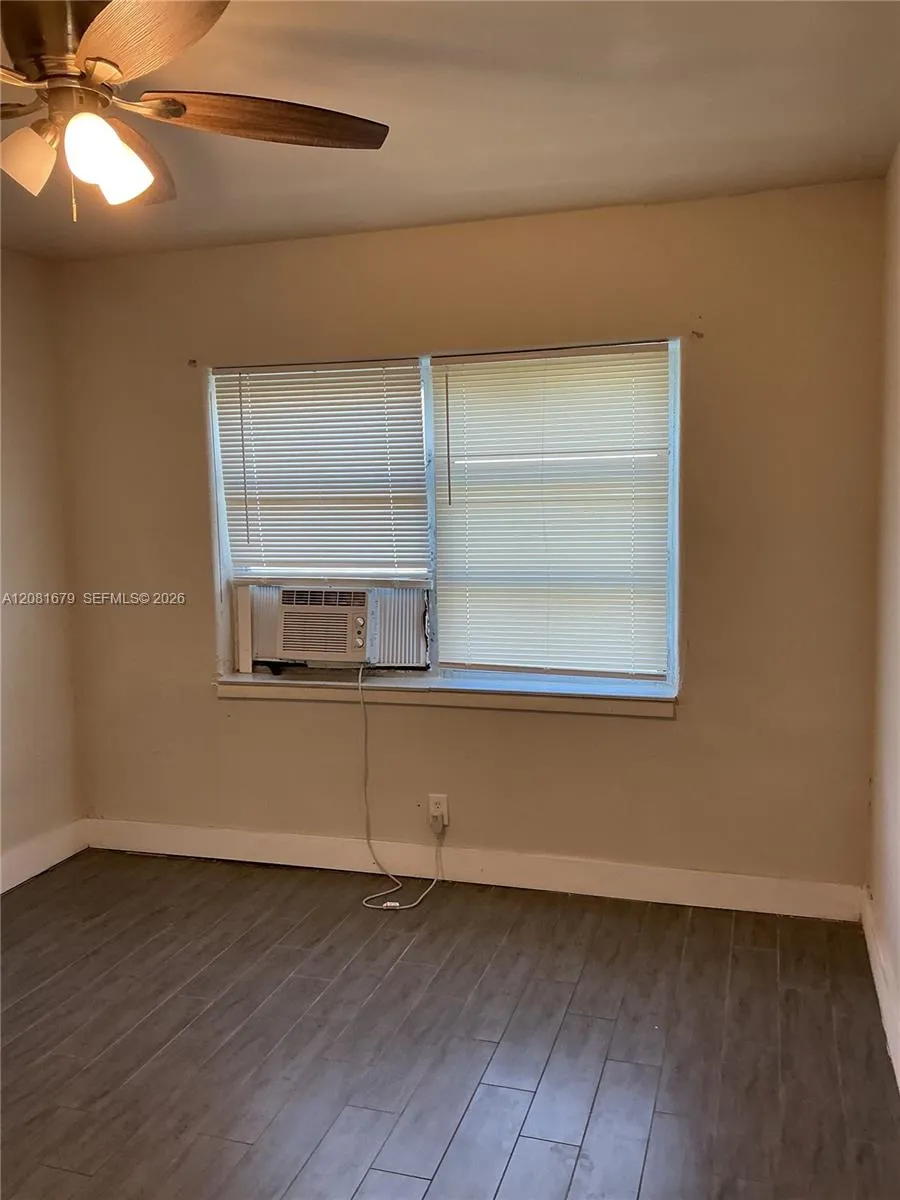 Foto de propiedad en 2222 Van Buren Street 26, Hollywood, FL 33020 Hollywood con MLS# 