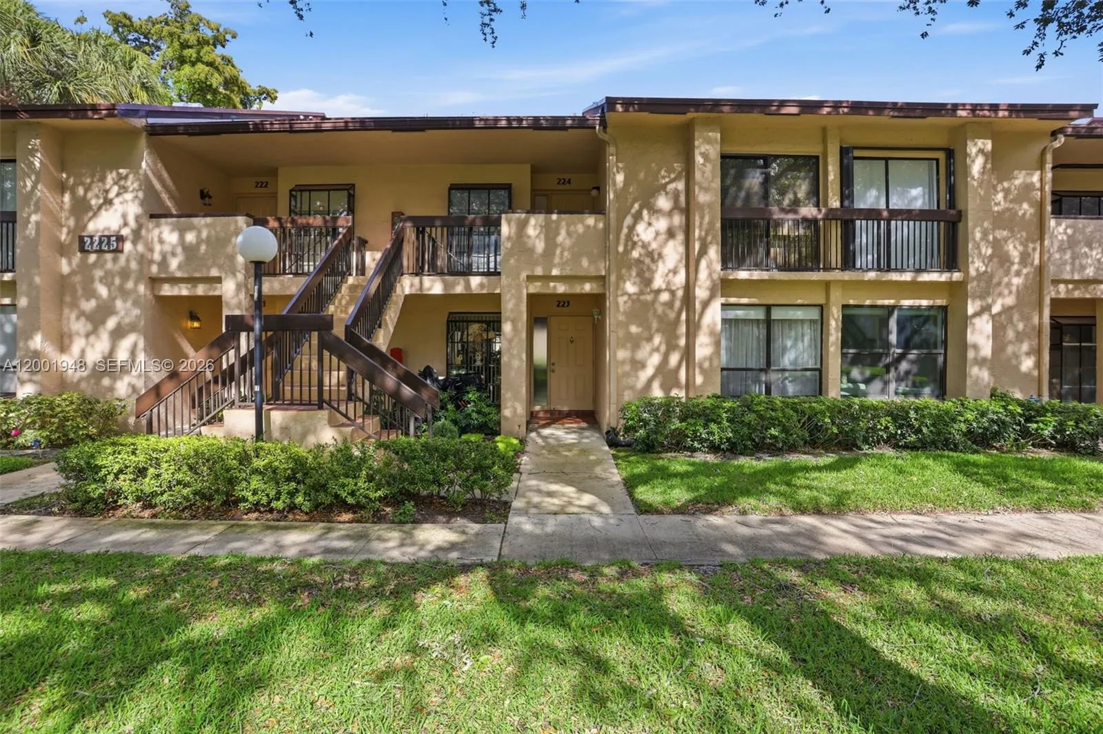 Foto de propiedad en 2225 SW 15th Street 223, Deerfield Beach, FL 33442 Deerfield Beach con MLS# 