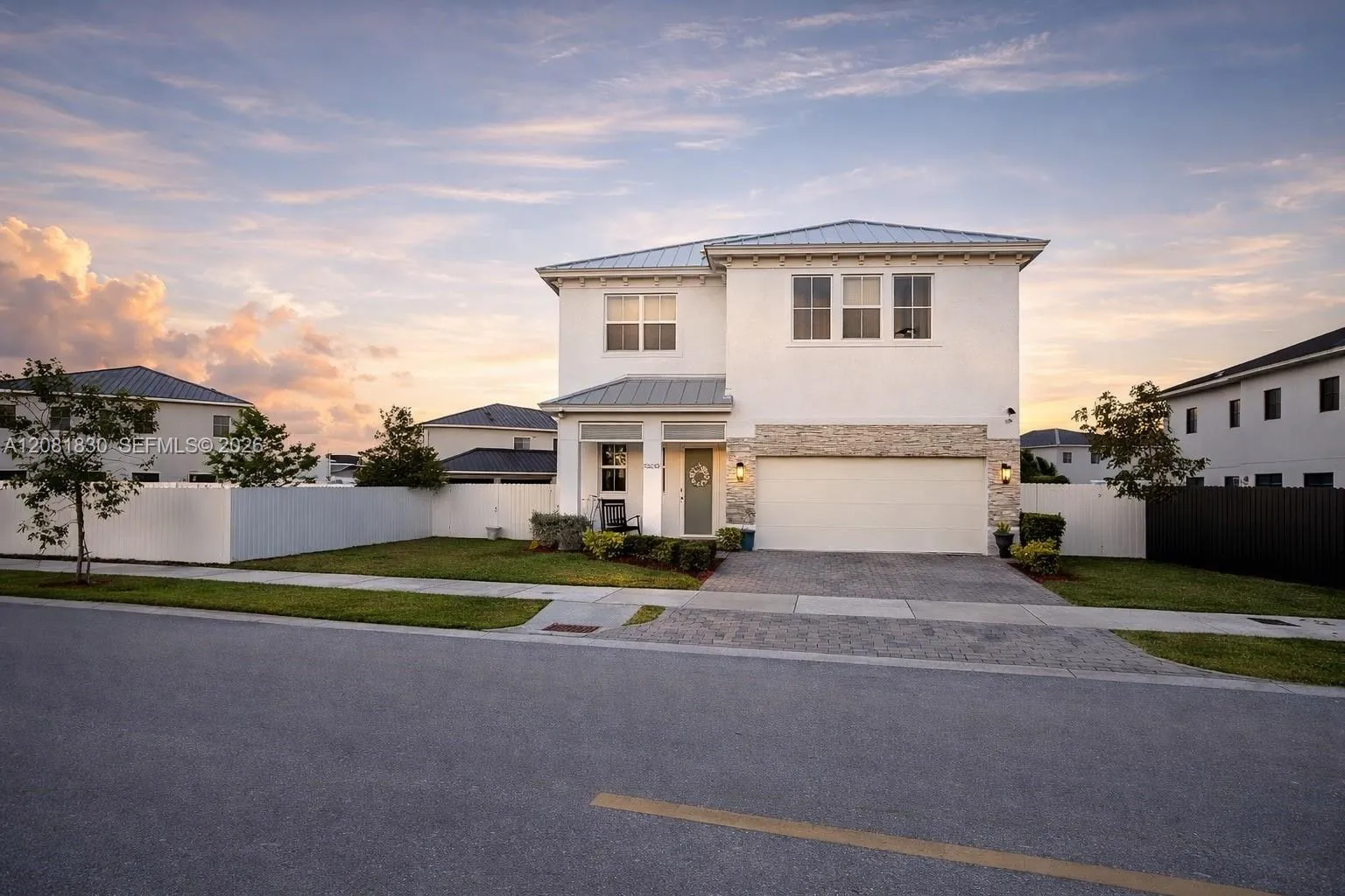 Foto de propiedad en 22255 SW 132nd Ave 132 Avenue, Miami, FL 33170 Miami con MLS# 