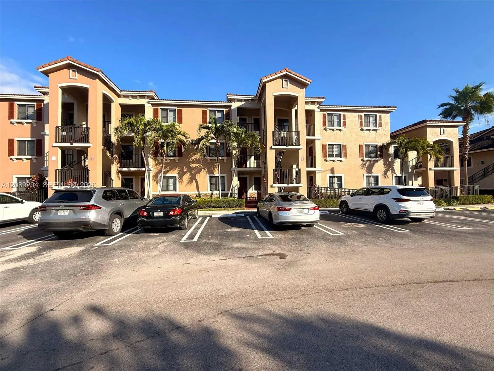Foto de propiedad en 22301 SW 88th Place 104-3, Cutler Bay, FL 33190 Cutler Bay con MLS# 
