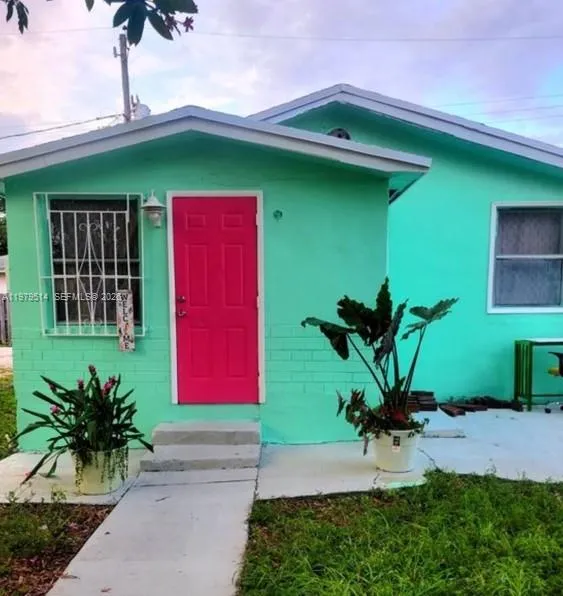 En Venta 2239 Sheridan Street, Hollywood, FL 33020, Hollywood, FL 33020