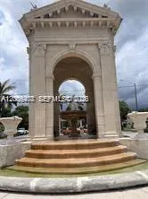 Foto de propiedad en 2243 NE 172nd Street 7, North Miami Beach, FL 33160 North Miami Beach con MLS# 