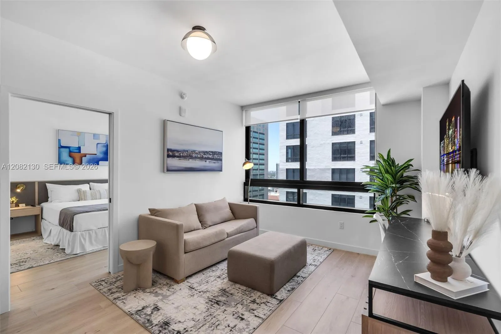 Foto de propiedad en 225 N Miami Avenue 2510, Miami, FL 33128 Miami con MLS# 