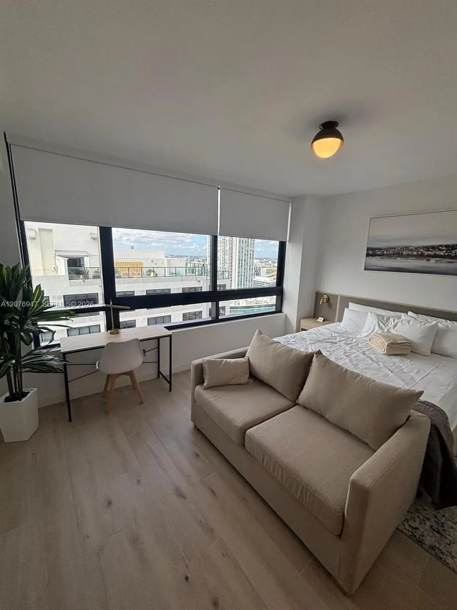 Foto de propiedad en 225 N Miami Avenue 3308, Miami, FL 33128 Miami con MLS# 