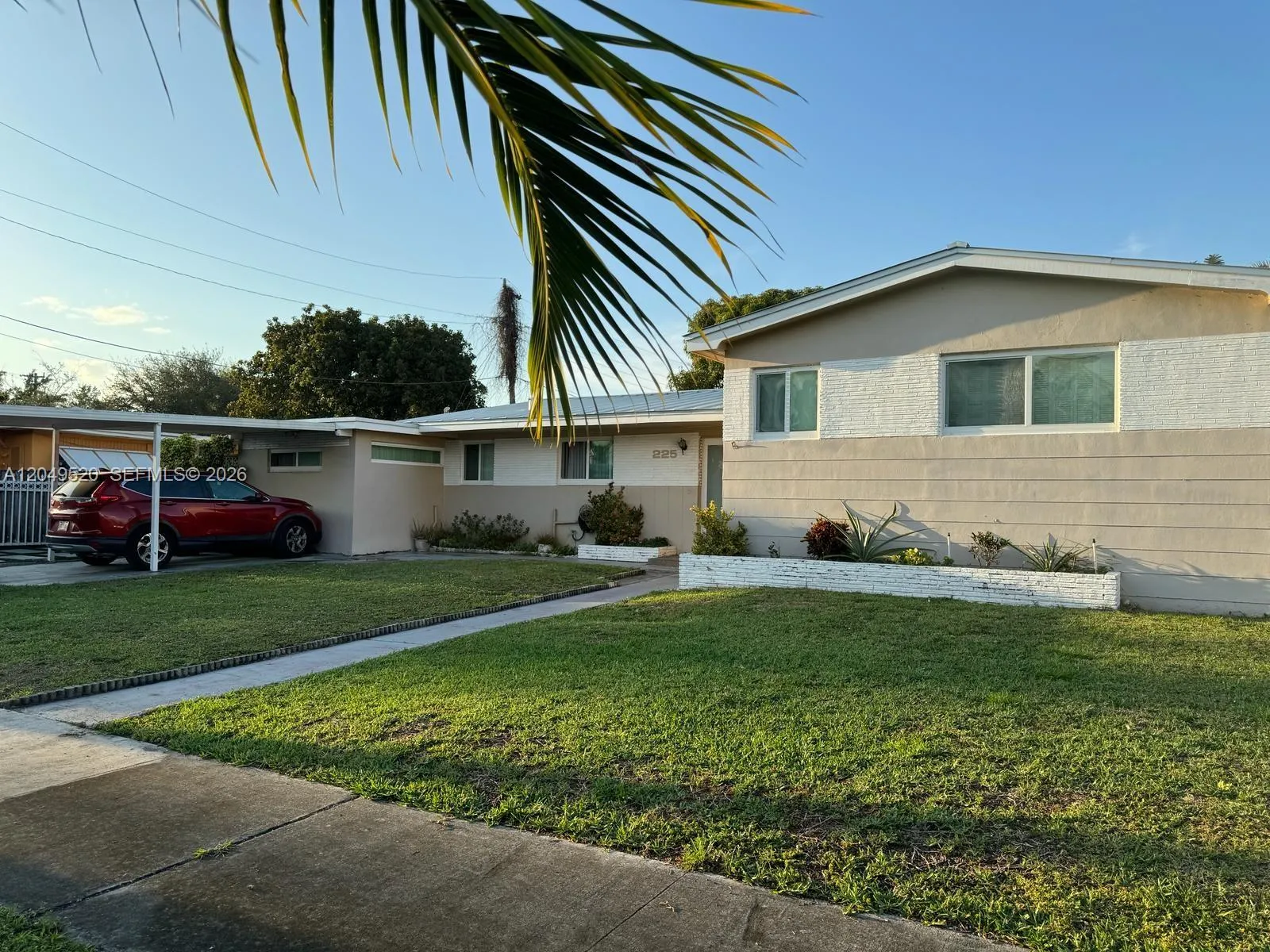 En Renta 225 NE 175th Terrace A, North Miami Beach, FL 33162, North Miami Beach, FL 33162
