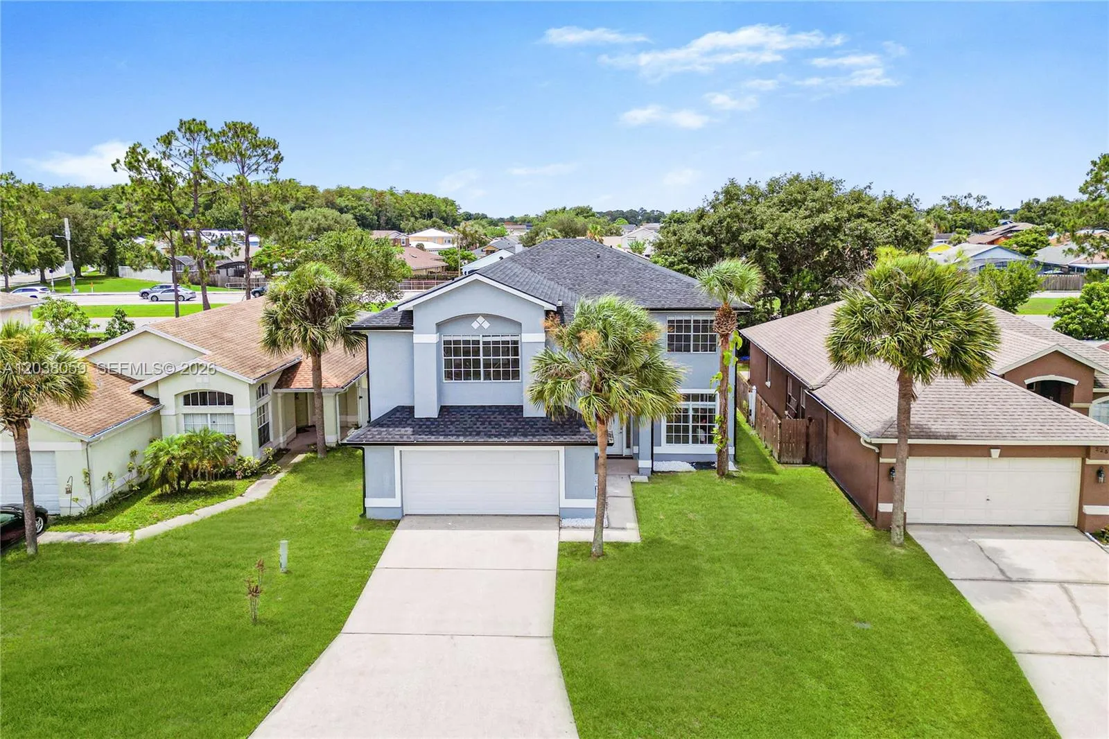 Foto de propiedad en 2252 Wyndam Way, Kissimmee, FL 34743 Kissimmee con MLS# 